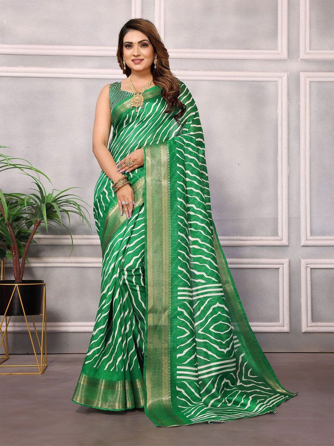 Moda Rapido Leheriya Zari Saree - view 1