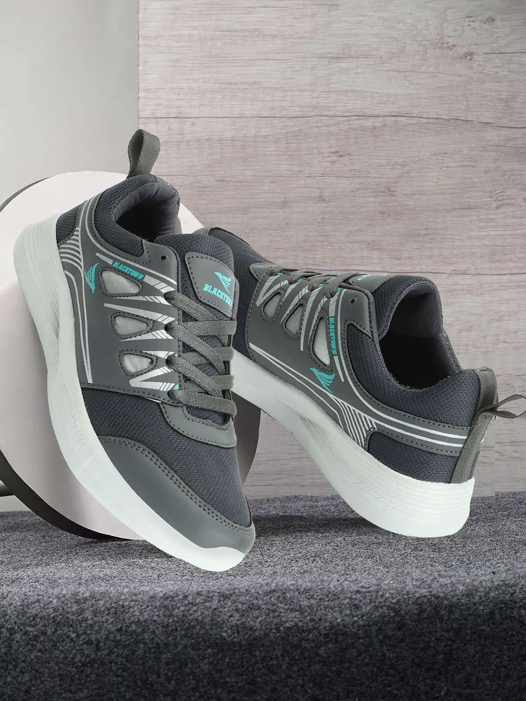 Blacktown Men Mesh Running Non-Marking Shoes - view 1