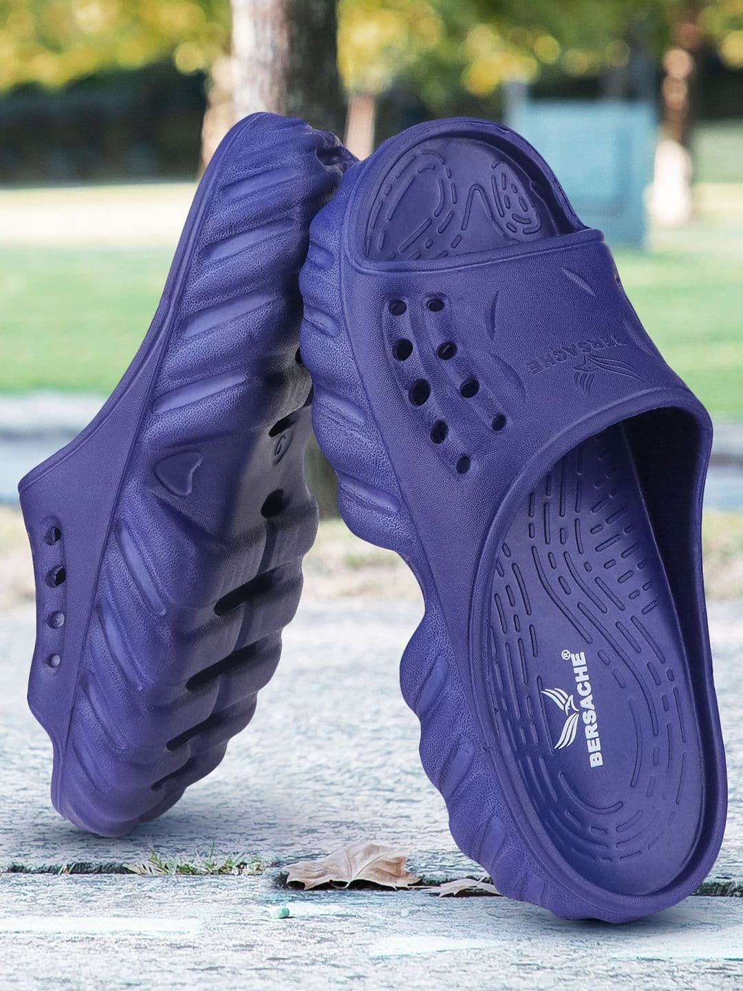 BERSACHE Men Self Design Extra Soft Classic With Ultra Soft & Flexibility Sliders - view 1