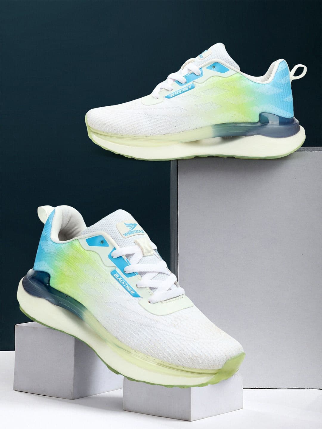 Blacktown Men Mesh Running Non-Marking Shoes - view 1