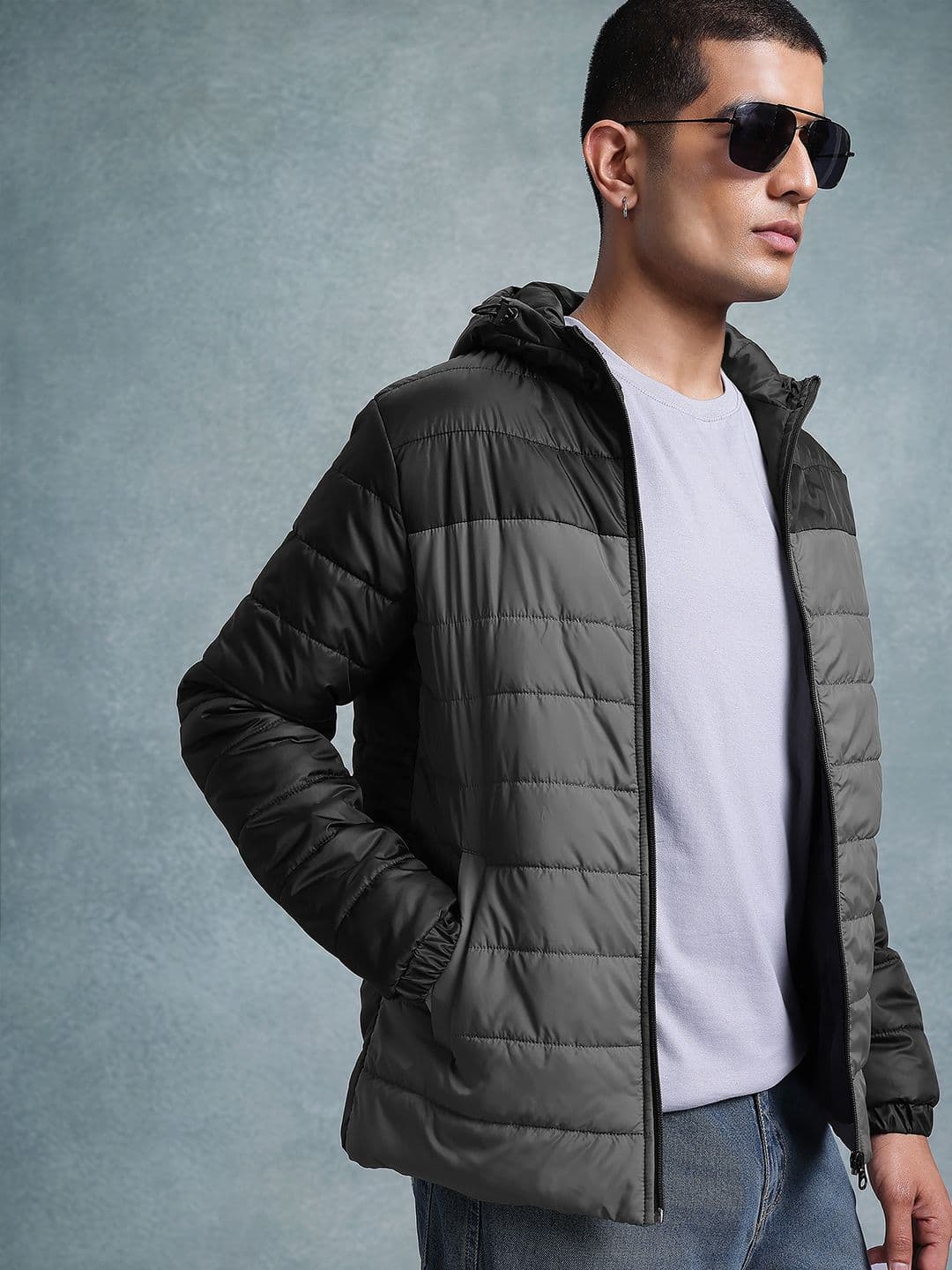 The Roadster Lifestyle Co. Men Colourblocked Fleece Lightweight Puffer Jacket - view 1