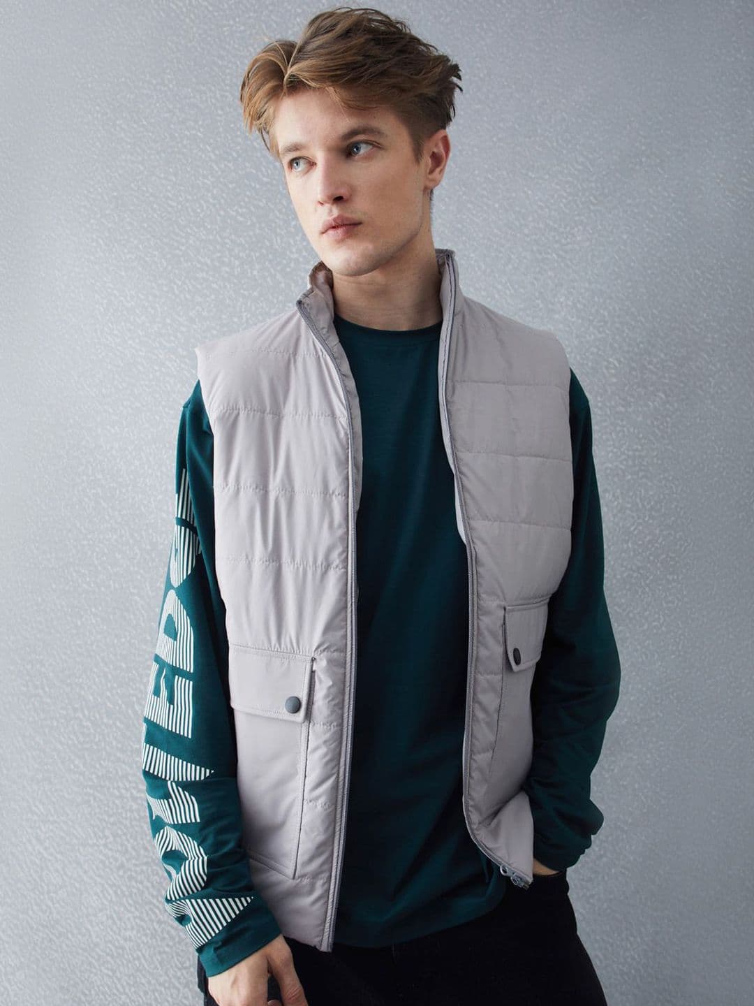 VOLTEDGE Men Mock Collar Solid Cotton Casual Puffer Jacket - view 1