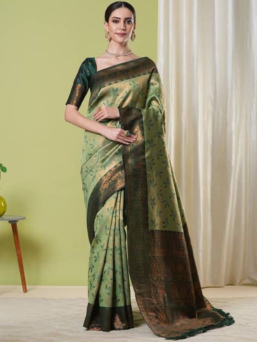 KAYOMMI Woven Design Zari Art Silk Banarasi Saree - view 1