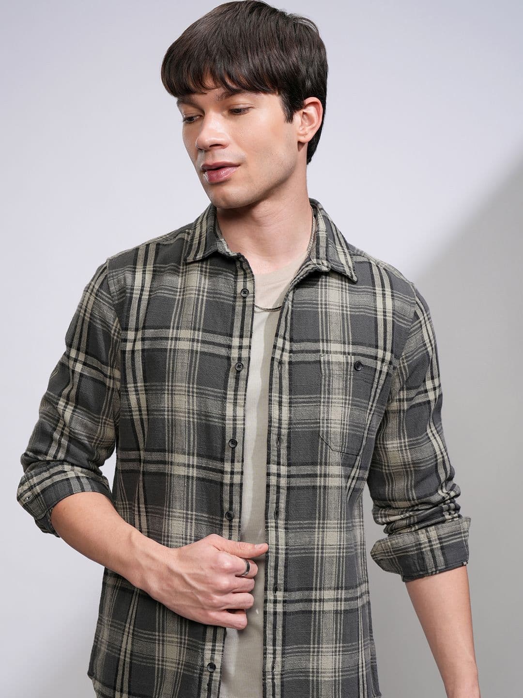 HIGHLANDER Men Textured Casual Checked Slim FIt Shirt - view 1