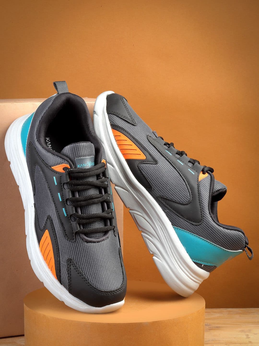 KANGAROOZ Men Running Non-Marking Shoes - view 1