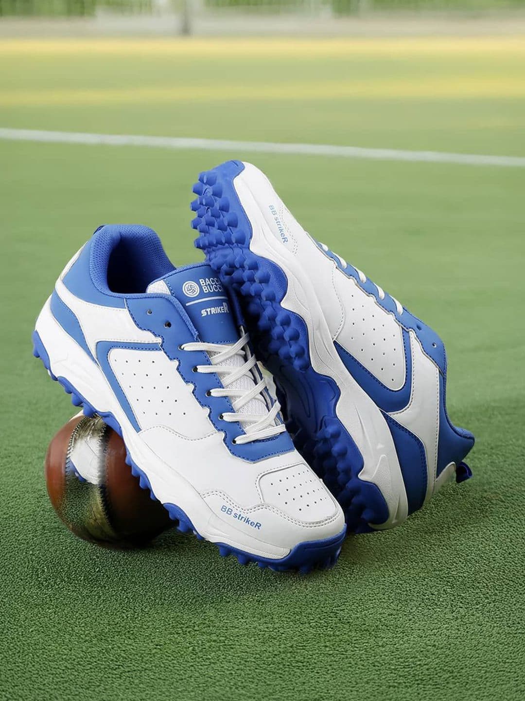bacca bucci Striker Men Cricket Shoes Blue and White UK 6 - view 1