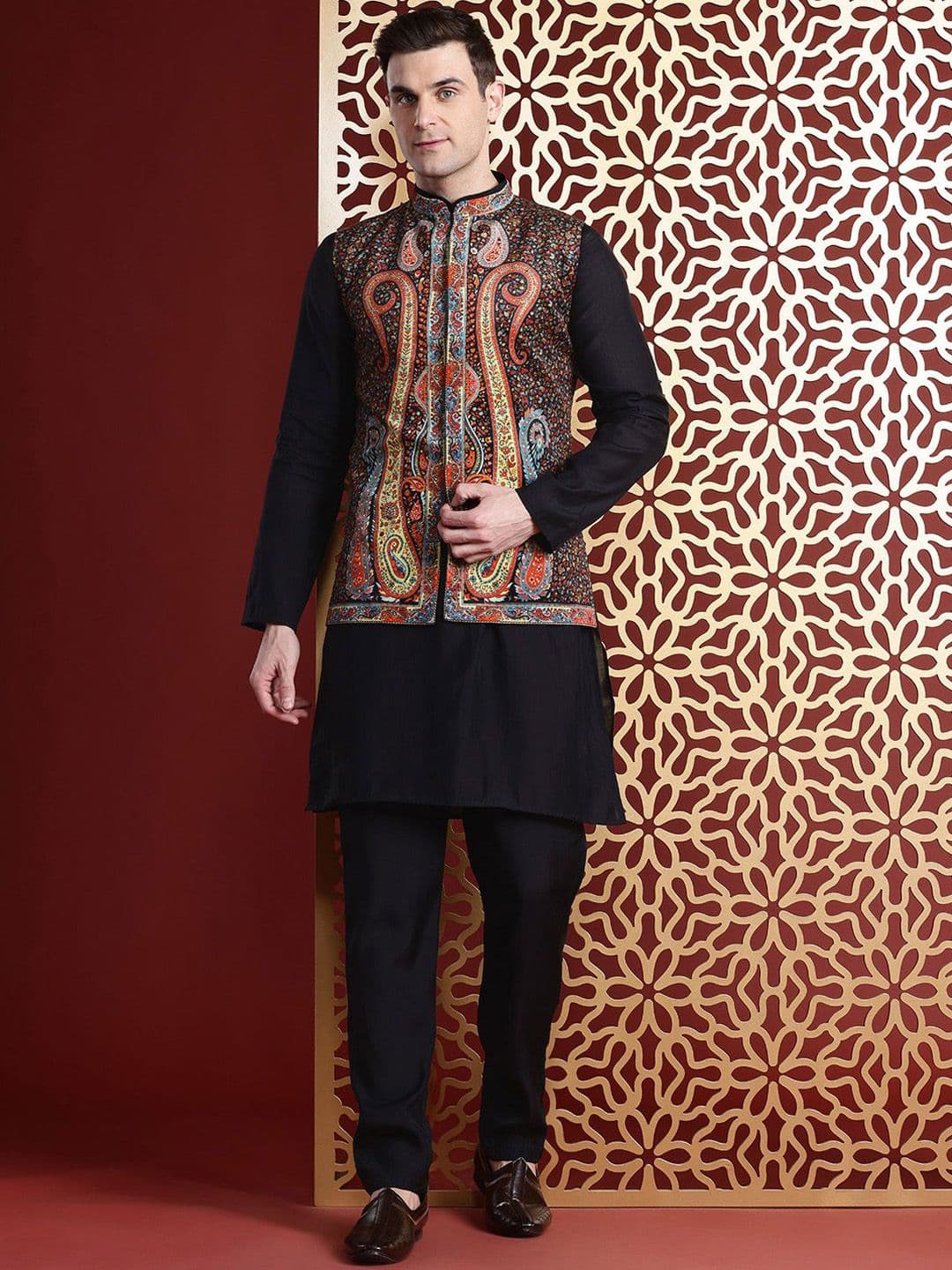 MANQ Ethnic Motifs Printed Nehru Jacket - view 1