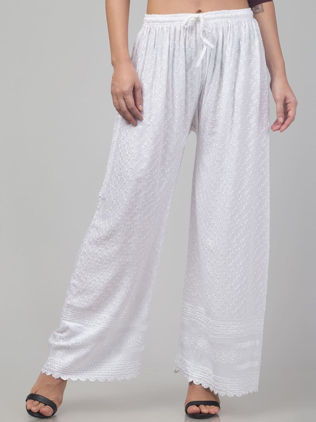 FAMBEE Women Embroidered Flared Knitted Palazzos - view 1