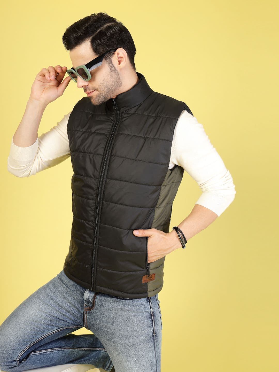 Rigo Men Mock Collar Solid Casual Water Resistant Gilet Jacket - view 1
