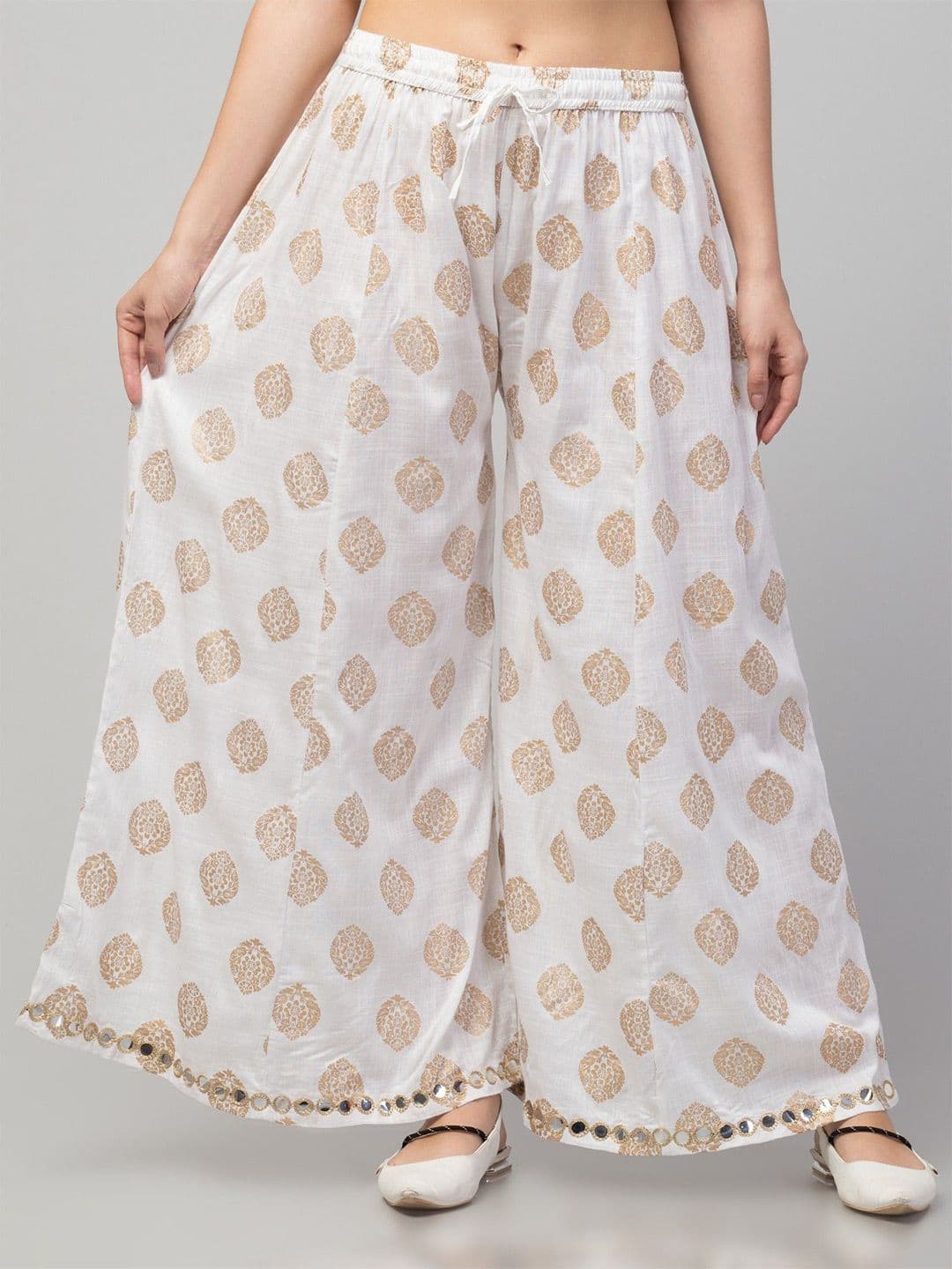 FAMBEE Women Floral Printed Flared Knitted Palazzos - view 1