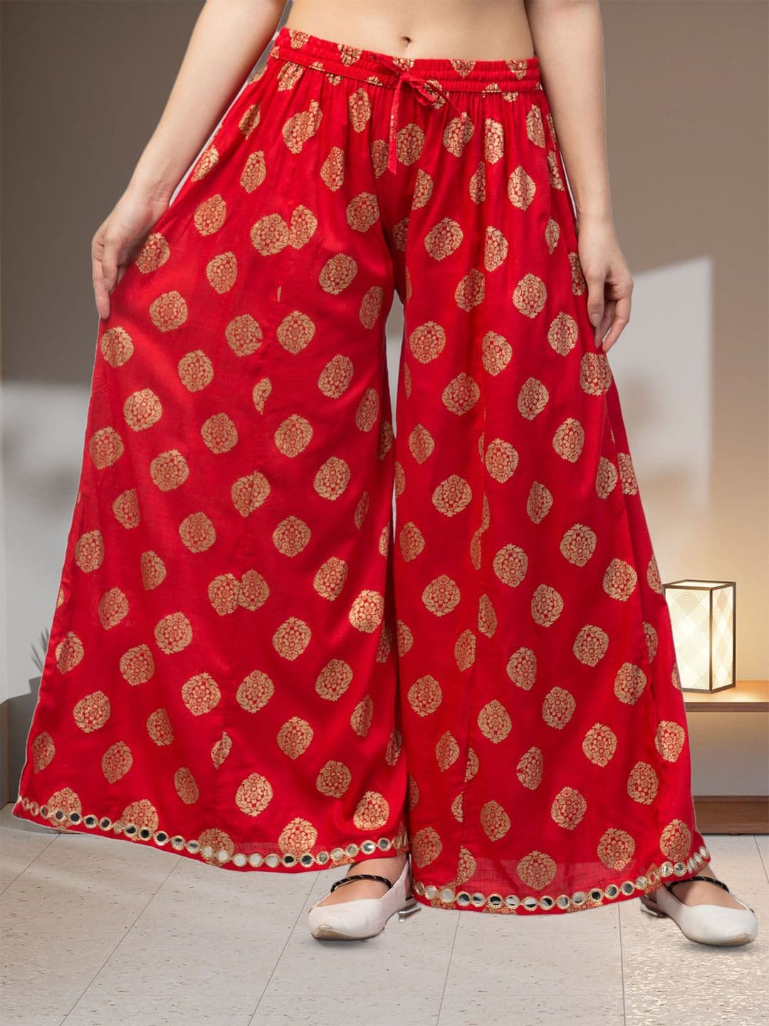 FAMBEE Women Floral Printed Flared Knitted Palazzos - view 1