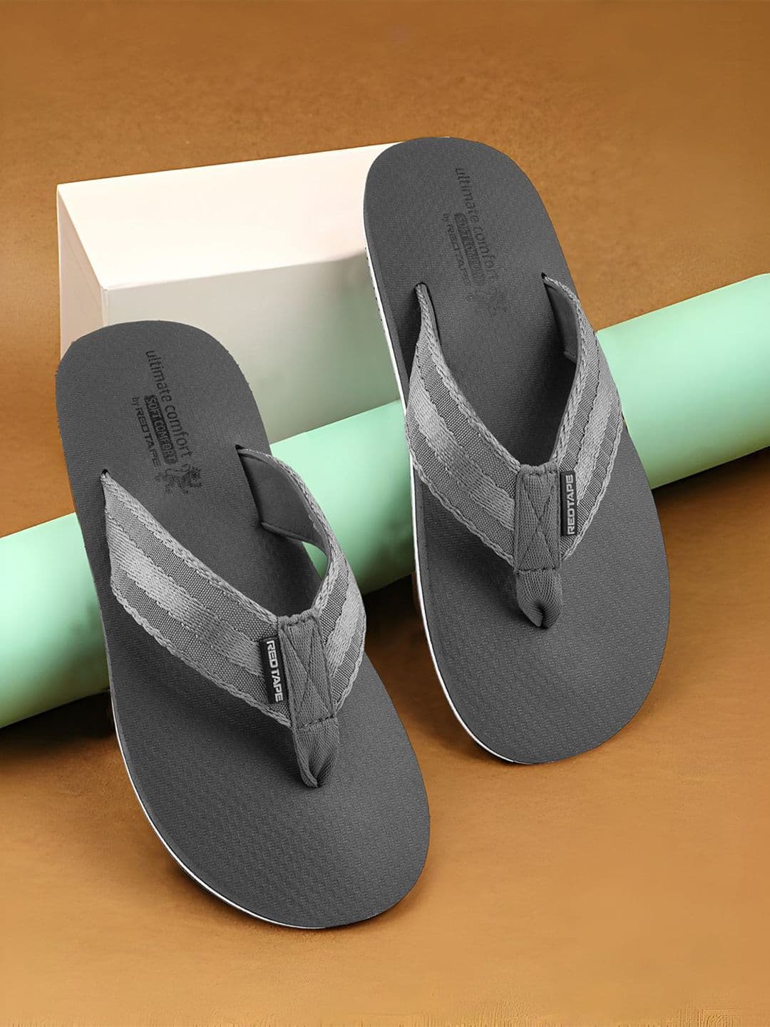 Red Tape Men Thong Flip-Flops - view 1