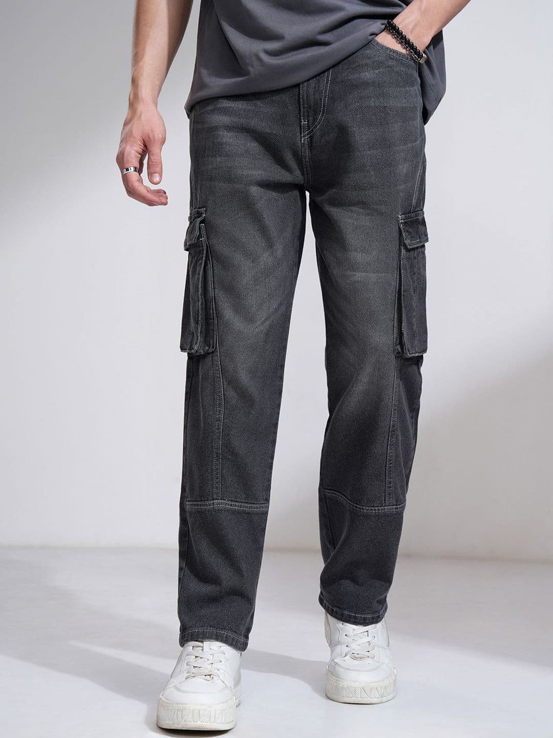HIGHLANDER Men Straight Fit High-Rise Stretchable Cargo Jeans - view 1