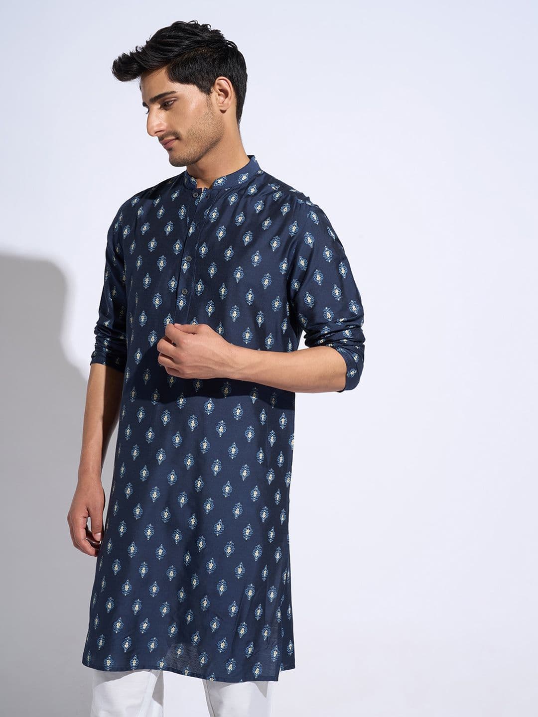 indus route by Pantaloons Ethnic Motifs Printed Mandarin Collar Straight Kurta - view 1