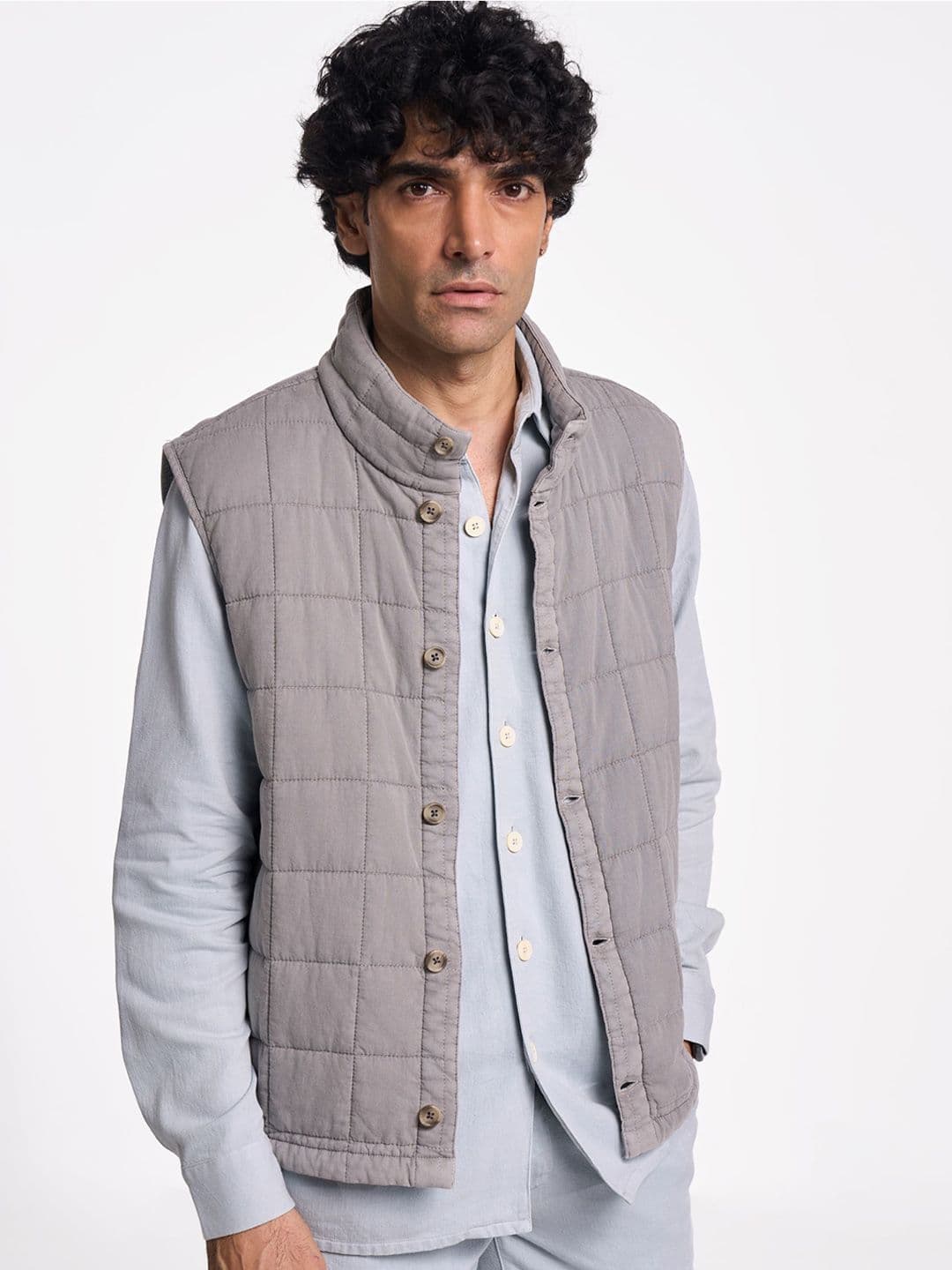 Terra Luna Men Mandarin Collar Solid Cotton Casual Gilet Jacket - view 1