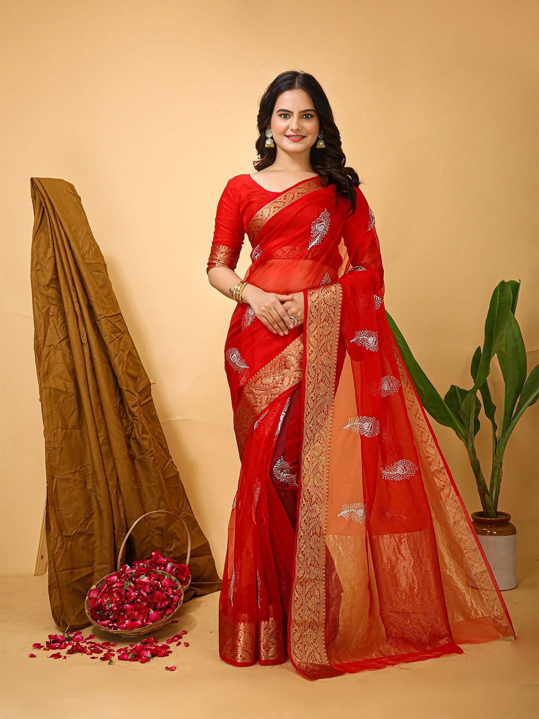KAYOMMI Floral Zari Tissue Saree - view 1