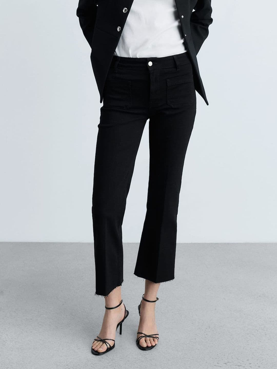 MANGO Women Stretchable Jeans with Raw Edge Detail - view 1