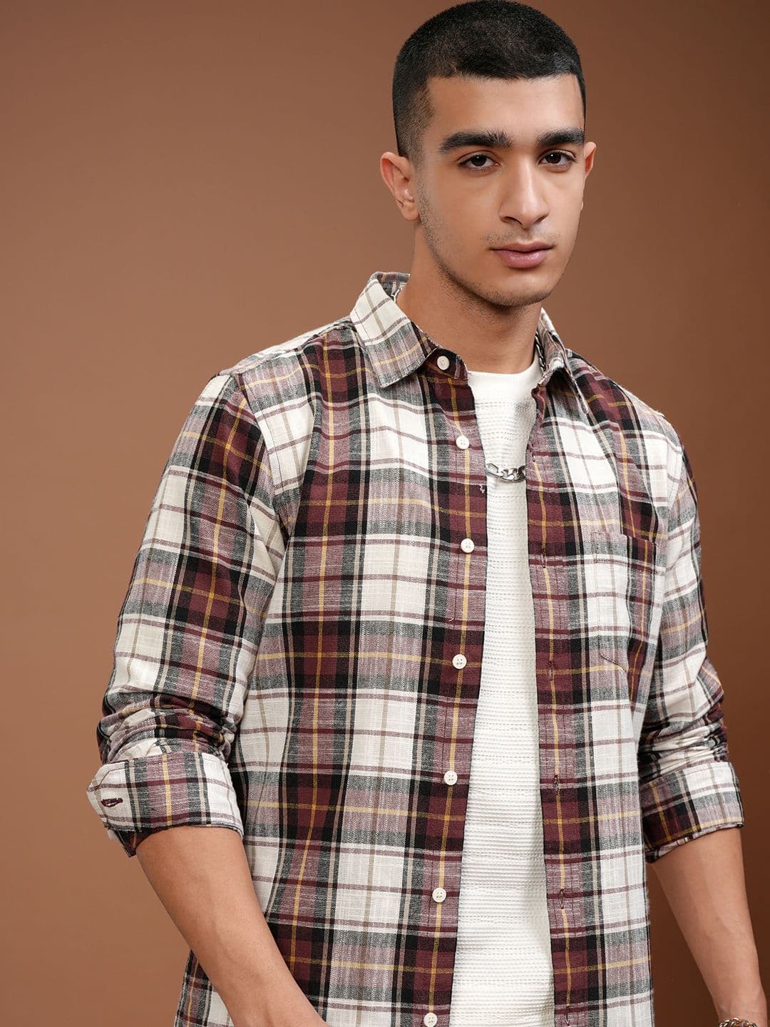 HIGHLANDER Men Checked Casual Slim Fit Shirt - view 1