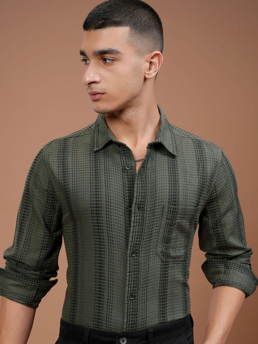 HIGHLANDER Men Slim Fit Design Spread Collar Textured Cotton Formal Shirt - view 1