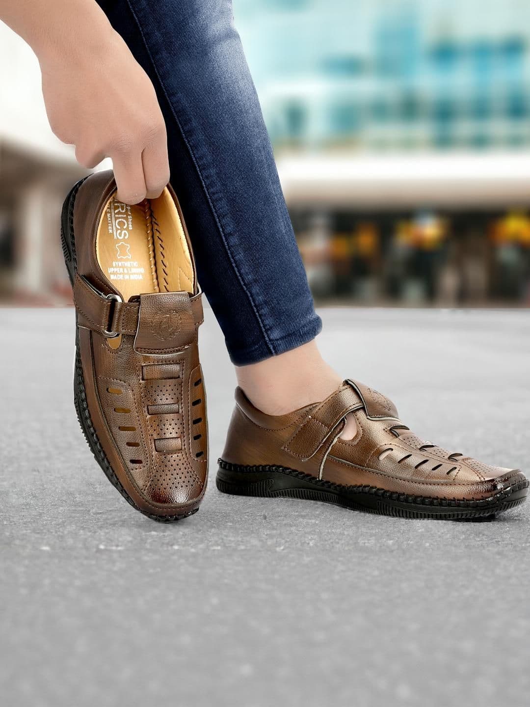 Arics Men Brown Sandals - view 1