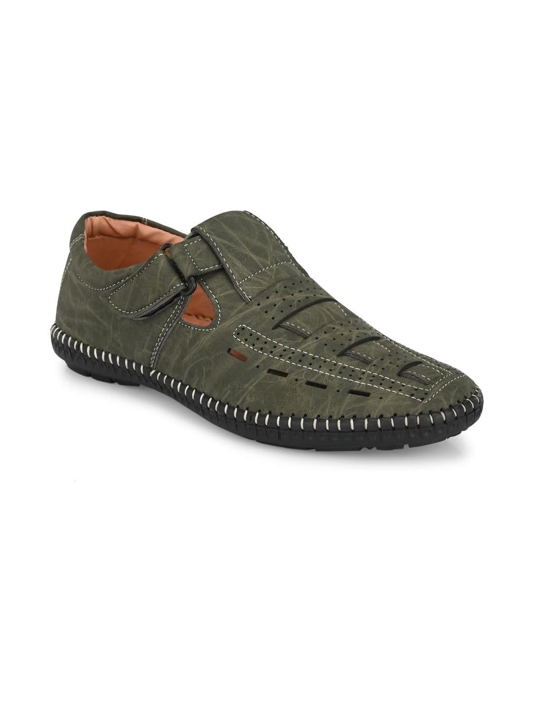 LAZY21 Men Olive Sandals - view 1