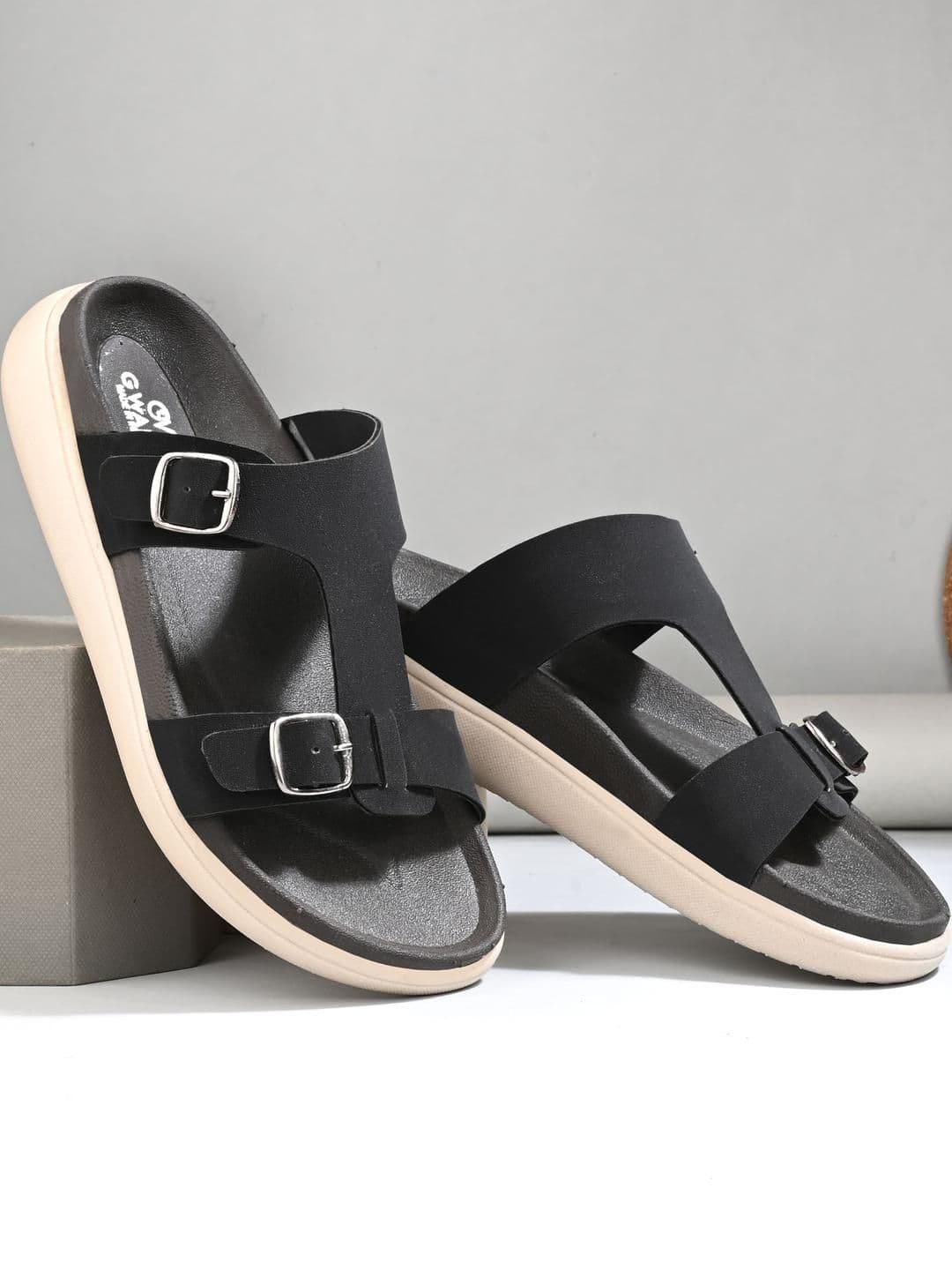 GWALK Men Black Sandals - view 1