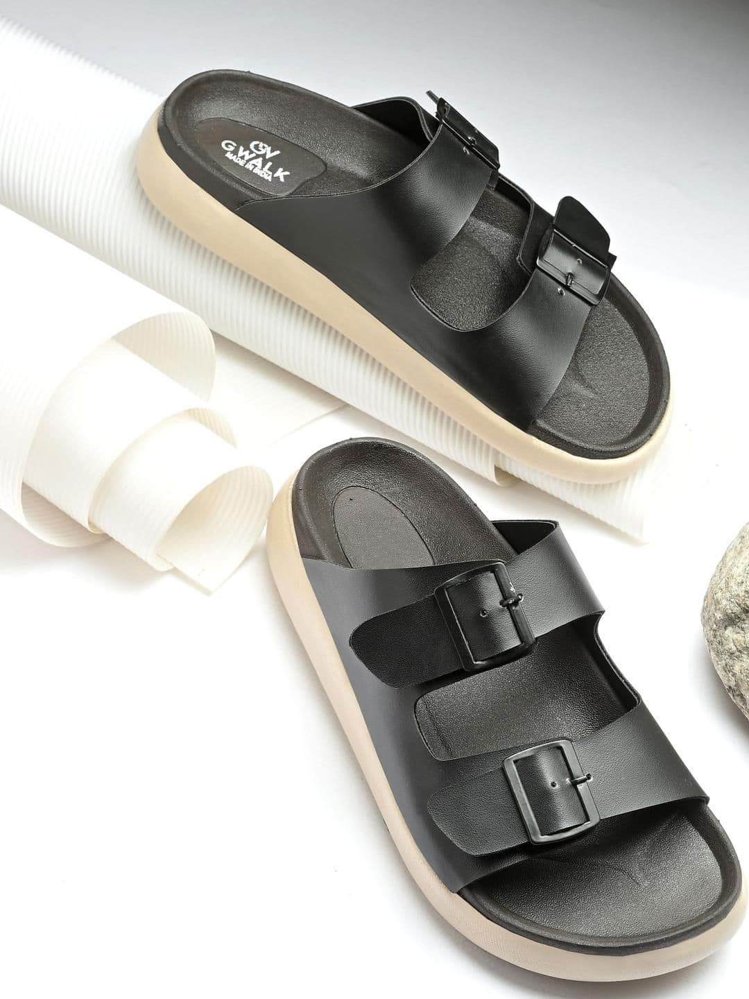 GWALK Men Black Sandals - view 1
