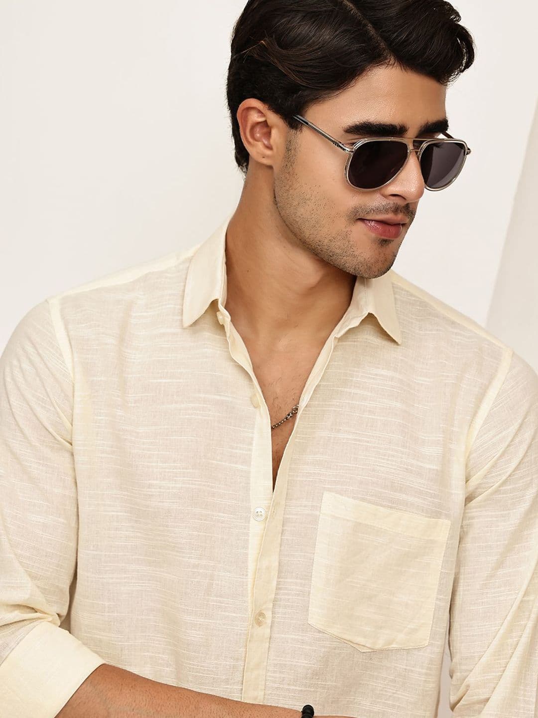 The Roadster Lifestyle Co. Men Solid Linen Casual Shirt - view 1