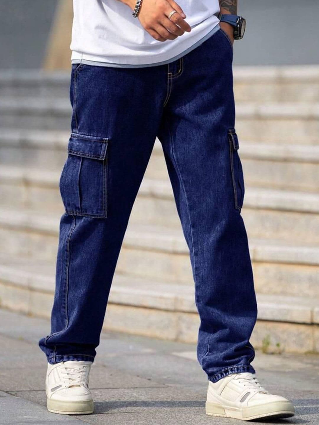 me Queen Men Straight Fit Mid-Rise Cotton Cargo Jeans - view 1