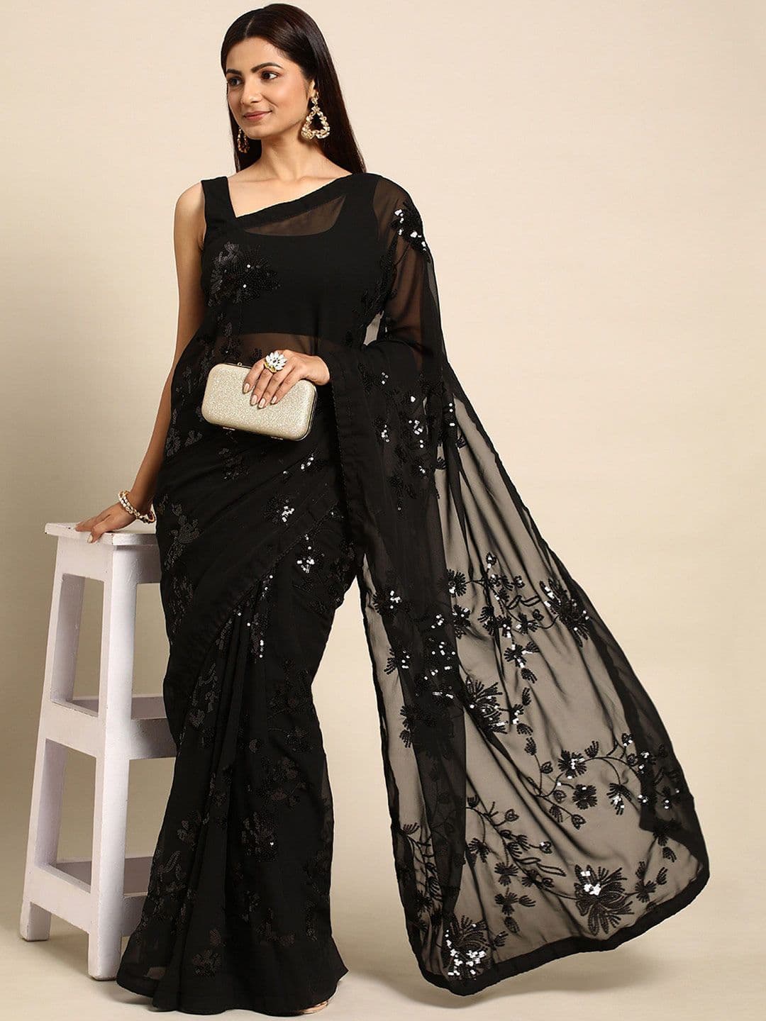 DIVASTRI Embellished Sequinned Pure Georgette Saree - view 1