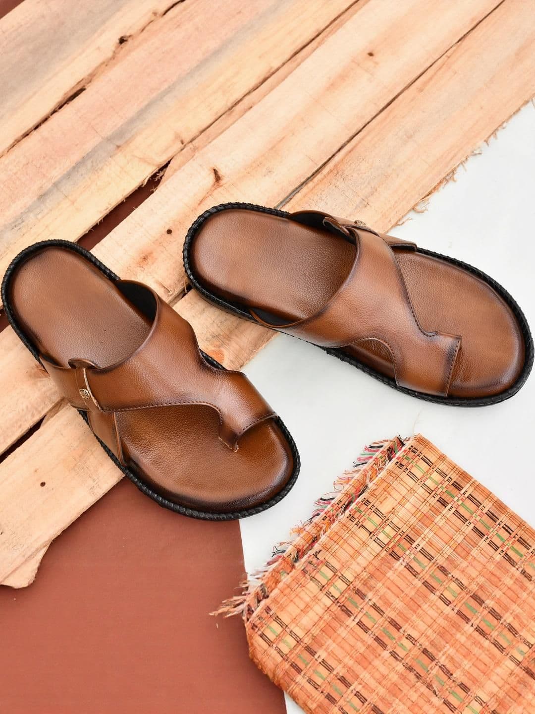 ZIRSQ Men Synthetic Leather Sandals - view 1
