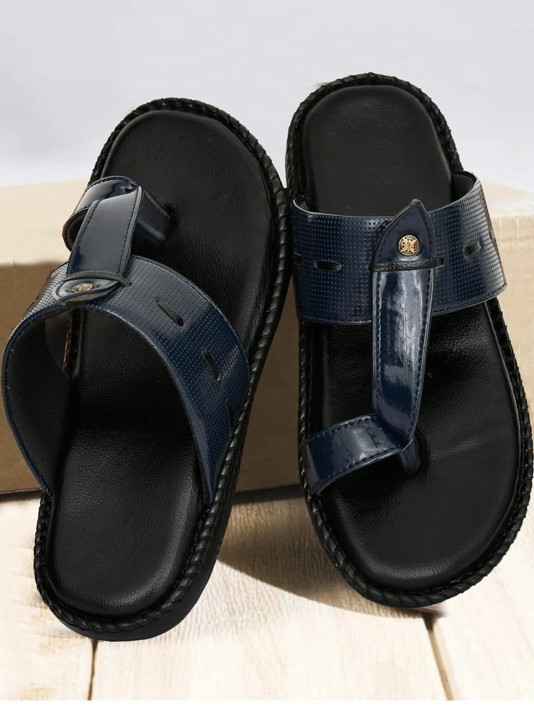 ZIRSQ Men Leather Sandals - view 1