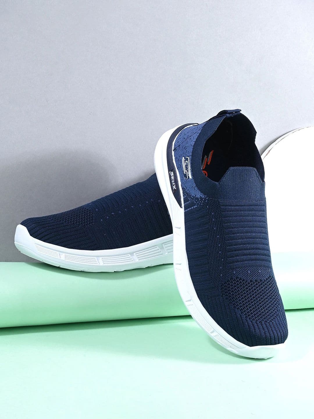 ZENG Men Mesh Slip-On Non-Marking Sports Shoes - view 1