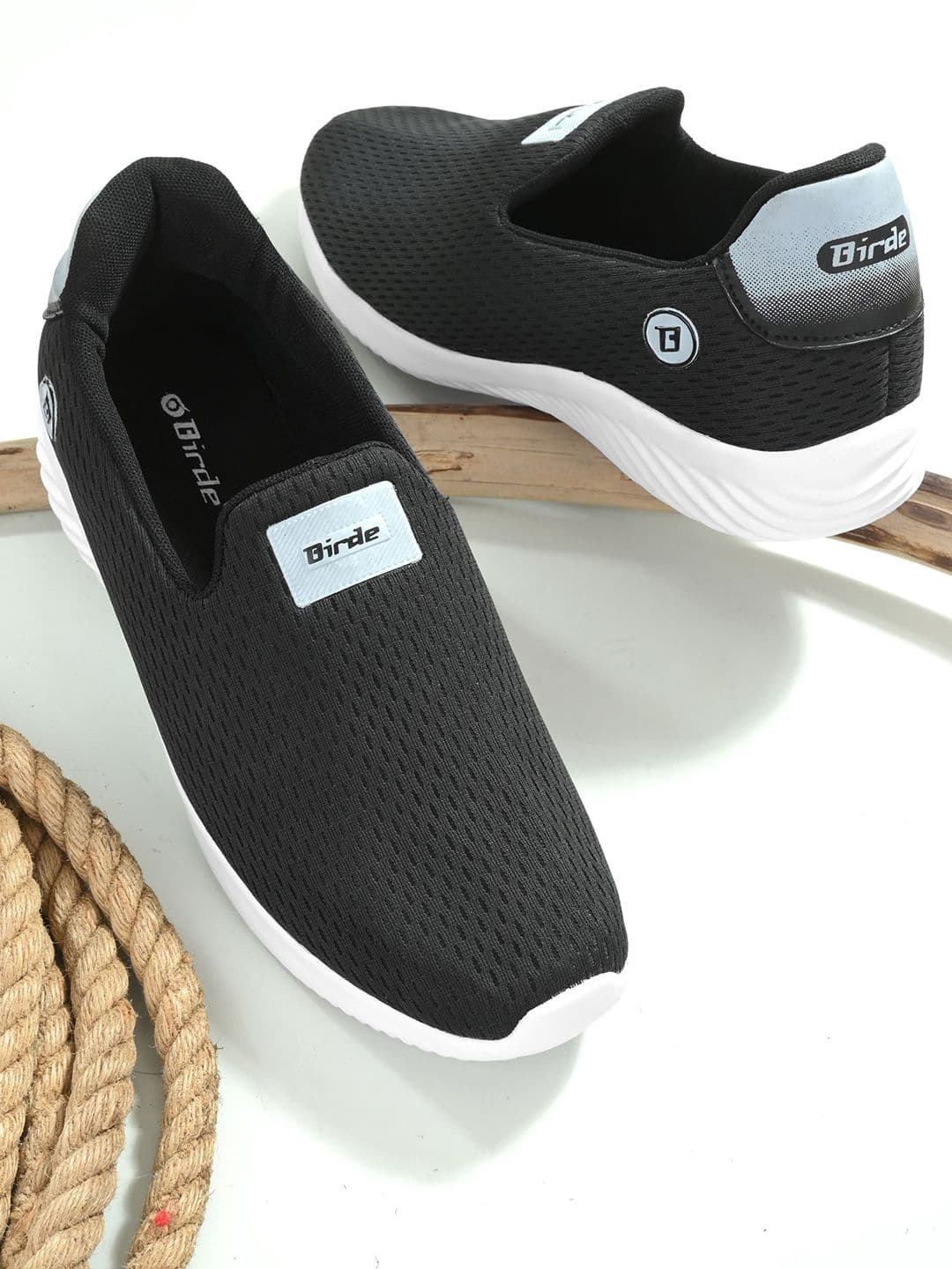 BIRDE Men Mesh Walking Non-Marking Shoes - view 1
