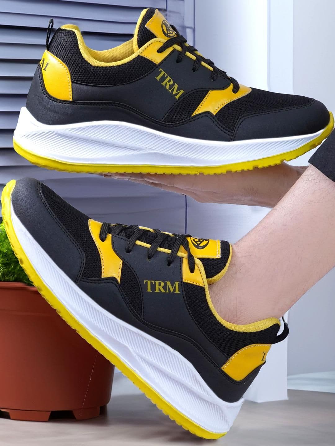 TRM Men Marking Walking Sports Shoes - view 1