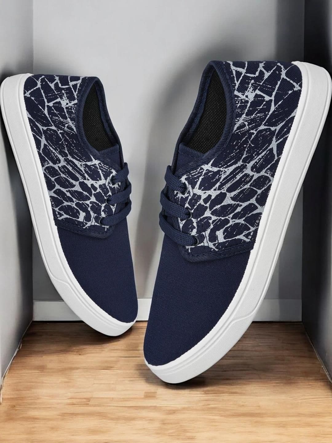 Free Kicks Men Navy Blue Canvas Marking Running Sports Shoes - view 1