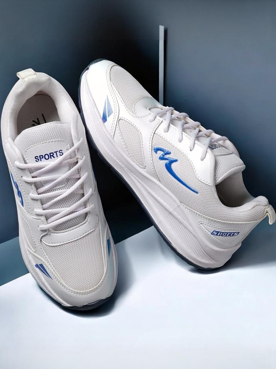 Free Kicks Men White Synthetic Marking Running Sports Shoes - view 1