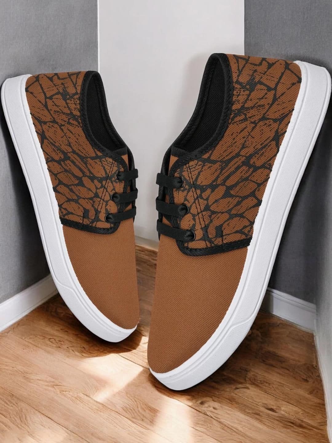 Free Kicks Men Tan Canvas Marking Running Sports Shoes - view 1