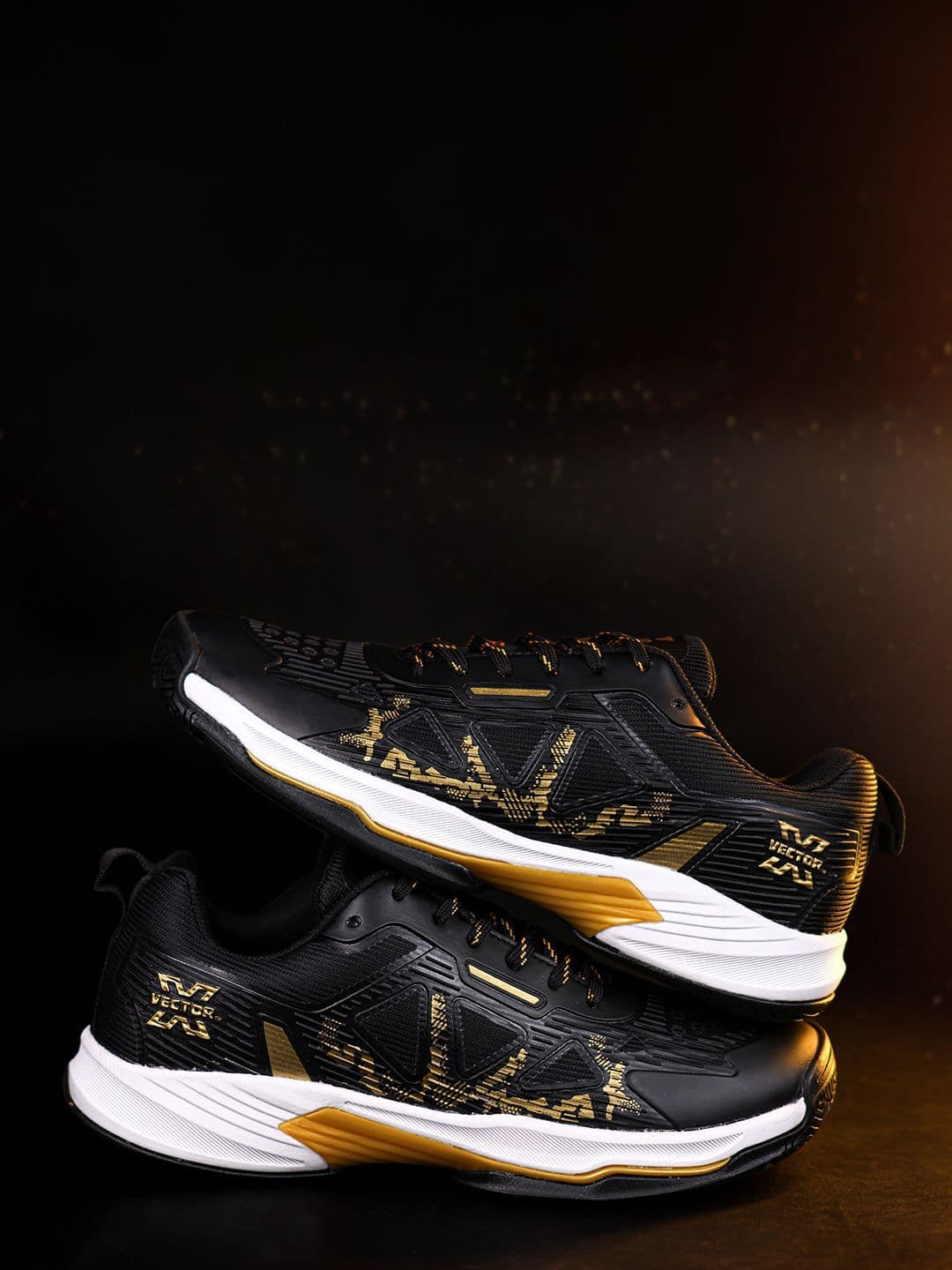VECTOR X Court Star Breathable Mesh TPU Film Upper Rubber Sole Sports Badminton Shoes - view 1