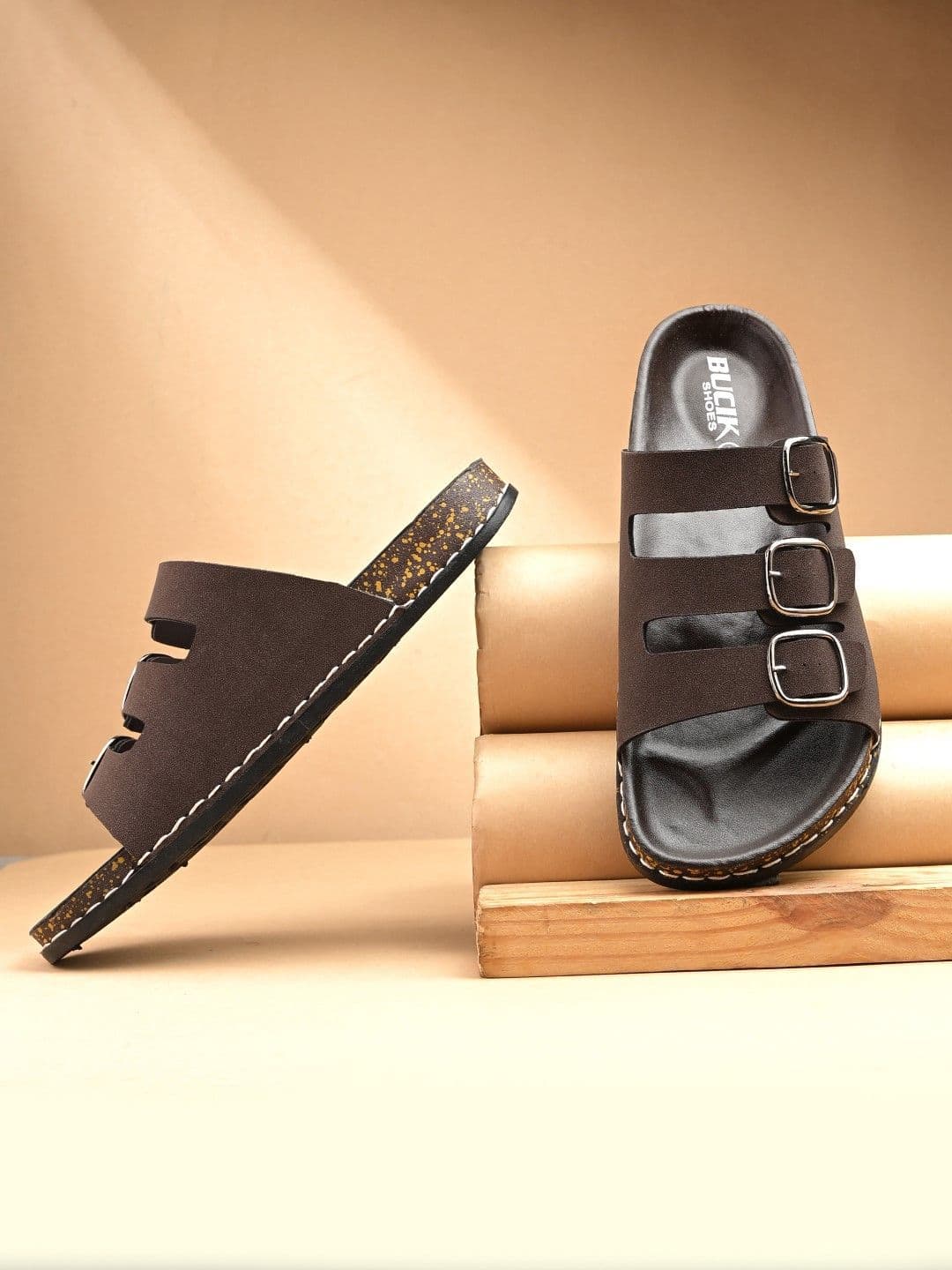 BUCIK Men Buckle Detail Comfort Sandals - view 1