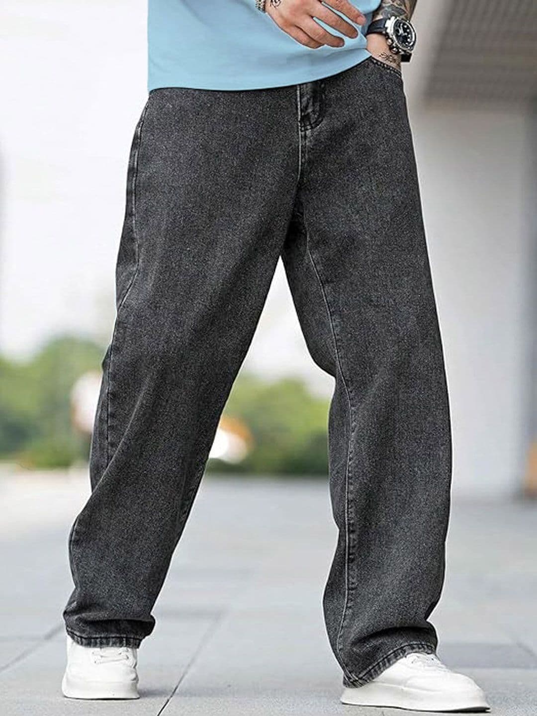 VYNTIQ Men Jean Baggy Fit Mid-Rise Light Fade Jeans - view 1