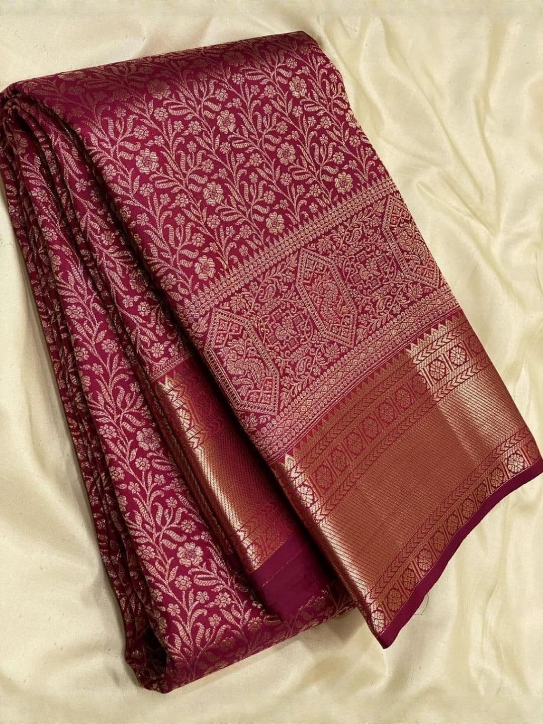 Twika Woven Design Ethnic Motifs Zari Kanjeevaram Saree With Blouse Piece - view 1