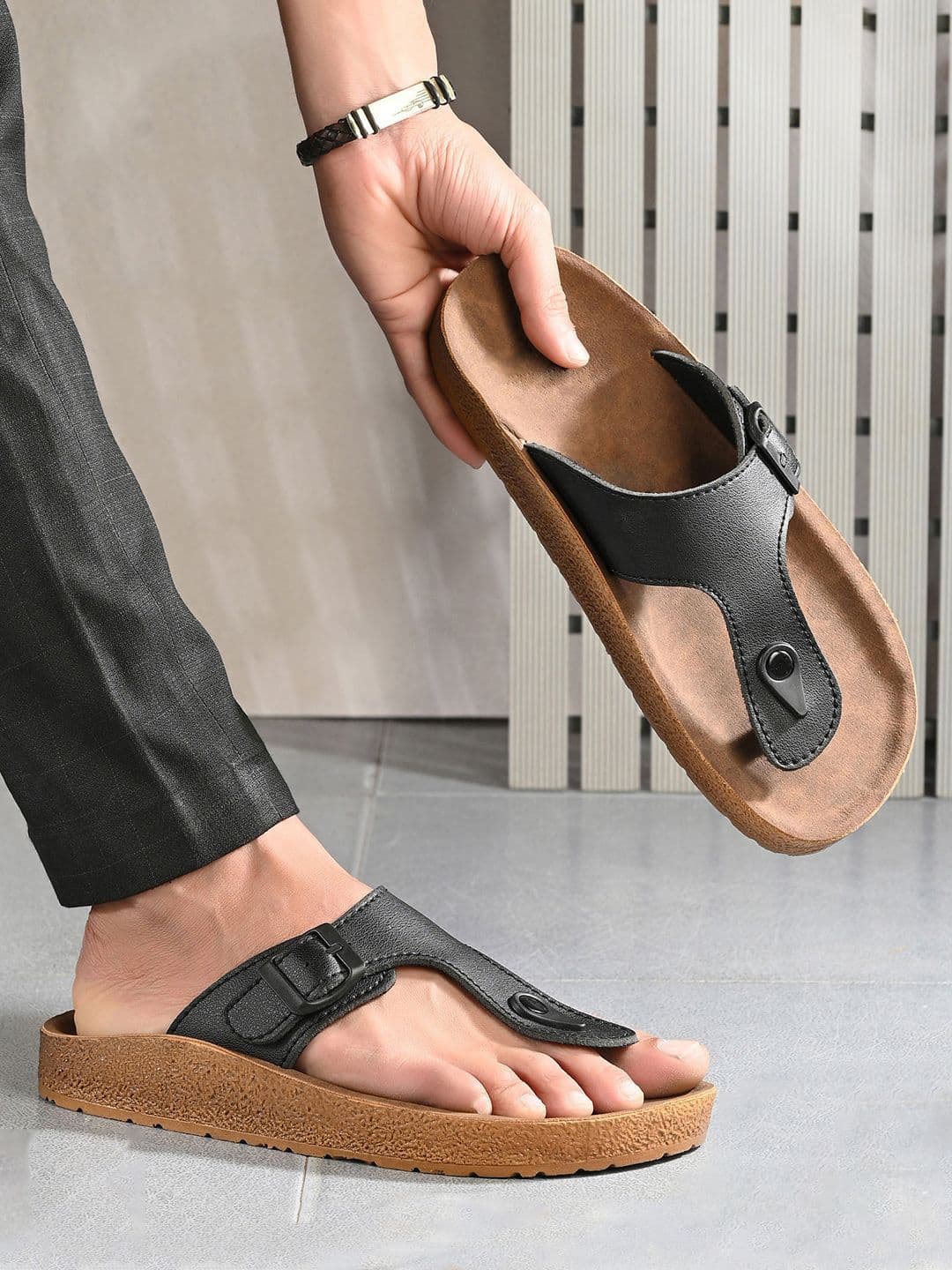 DOCTOR HEALTH SUPER SOFT Slip-on Fisherman Sandals - view 1