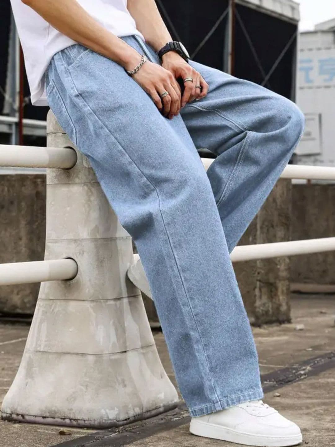 COMFITS Men Classic Baggy Fit Mid-Rise Stretchable Cotton Denim Jeans - view 1