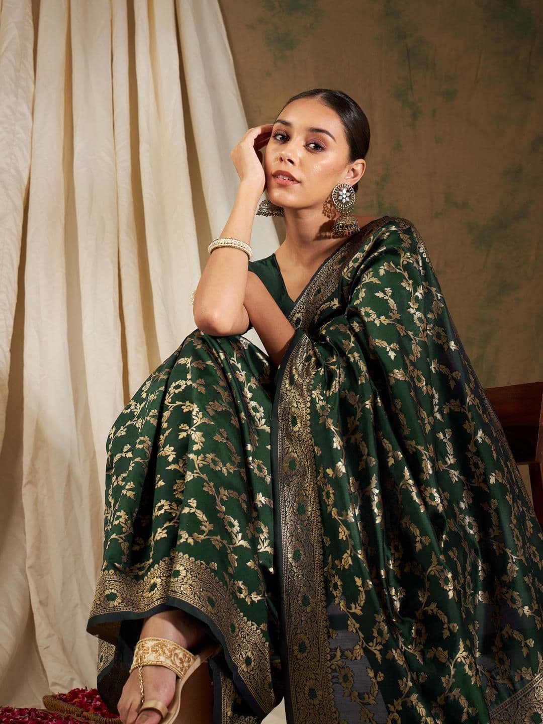 Maroosh Floral Woven Design Zari Banarasi Saree - view 1