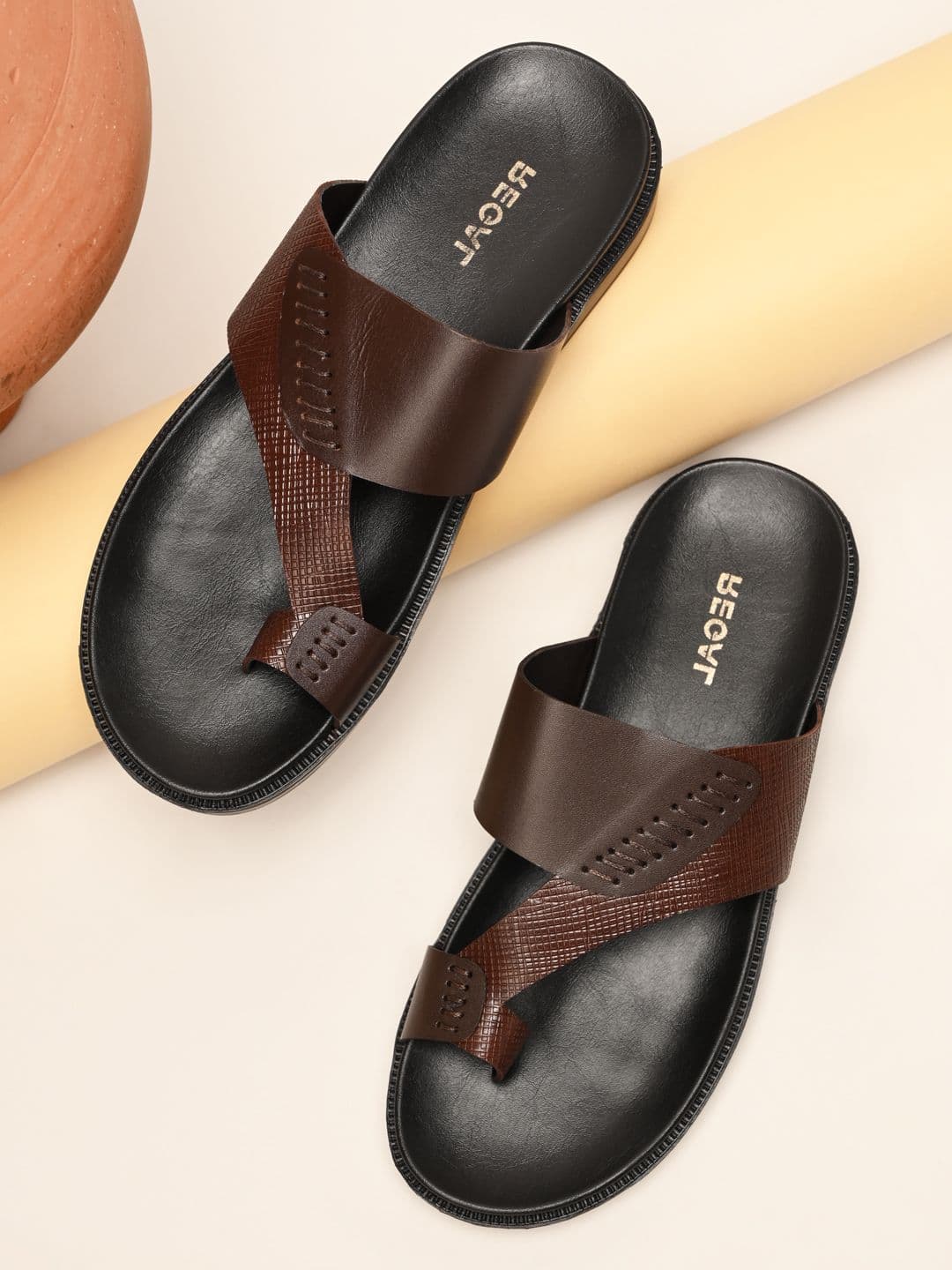 Regal Men Textured Leather Sandals - view 1