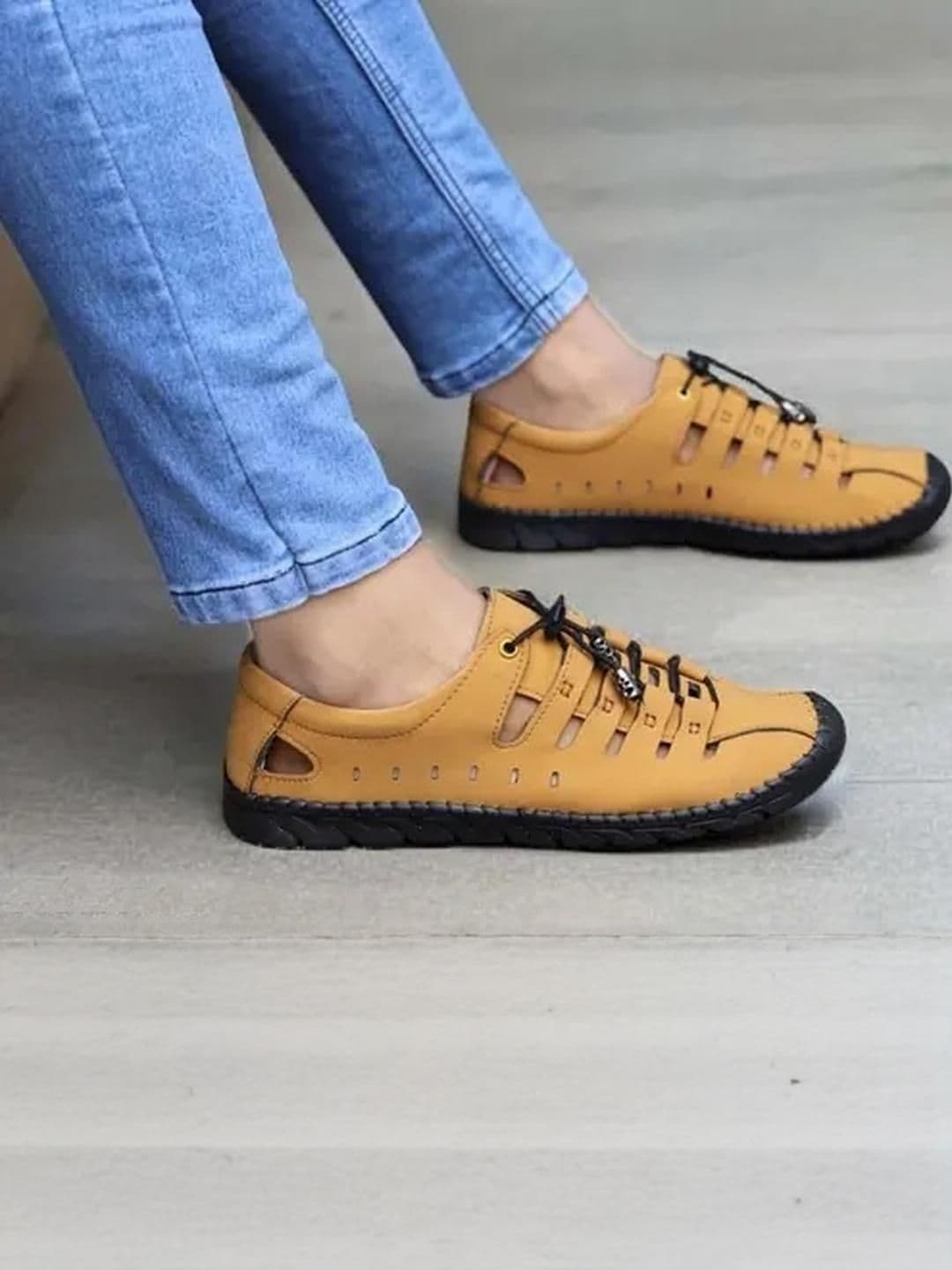 BIGGIE Men Yellow Sandals - view 1