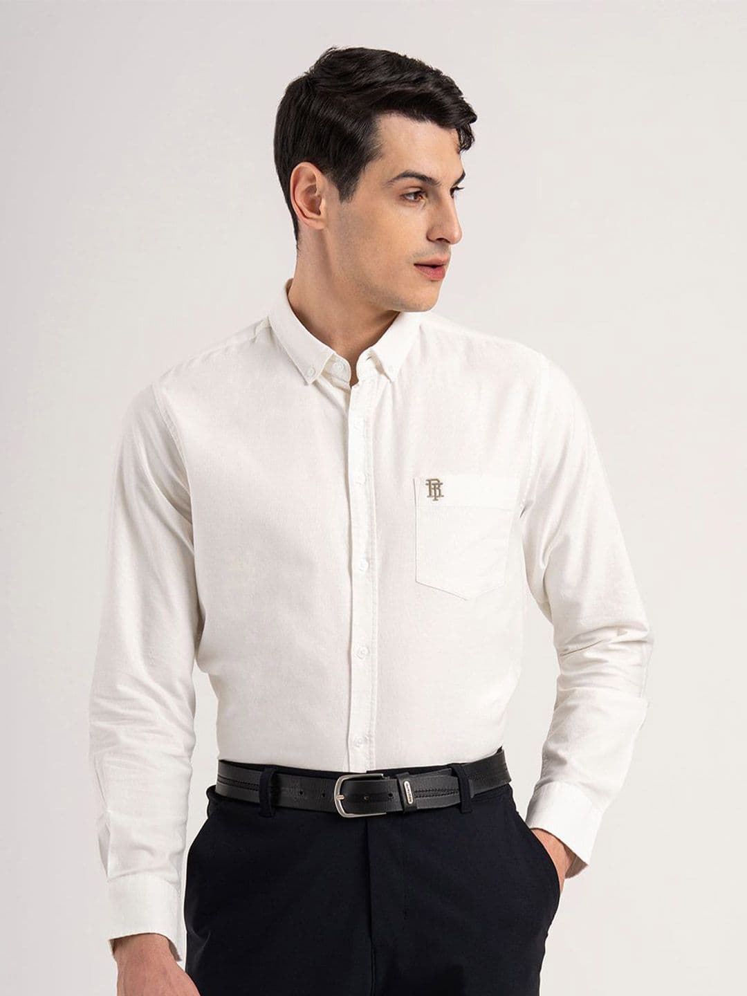 Red Tape Relaxed Fit Spread Collar Long Sleeves Cotton Shirt