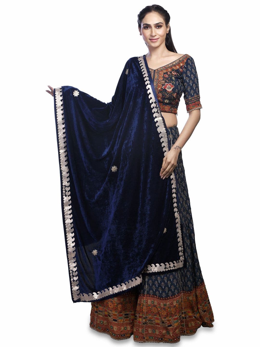 Traditions Bazaar Paisley Embroidered Velvet Dupatta With Gotta Patti - view 1