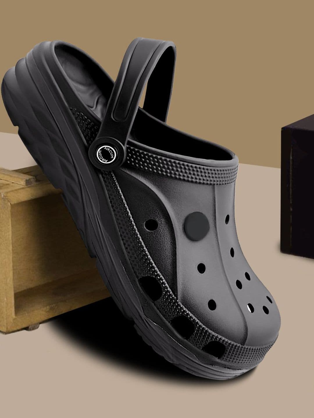 Aircum Men Clogs - view 1